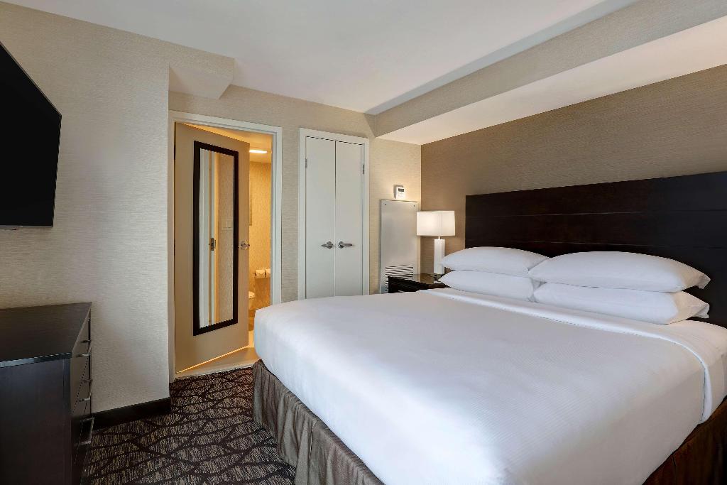 Embassy Suites by Hilton Niagara Falls Fallsview photo 61
