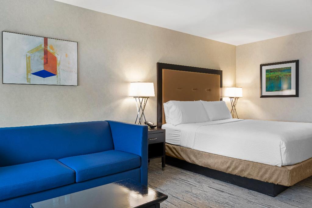 Holiday Inn Express Colton