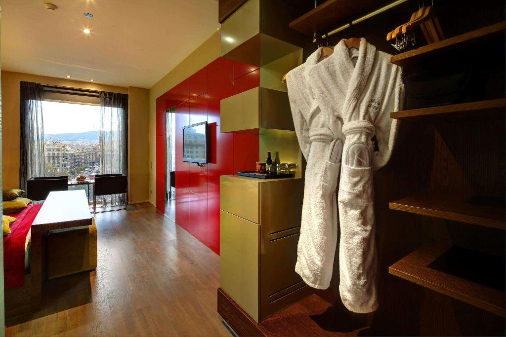 hotel-thumb