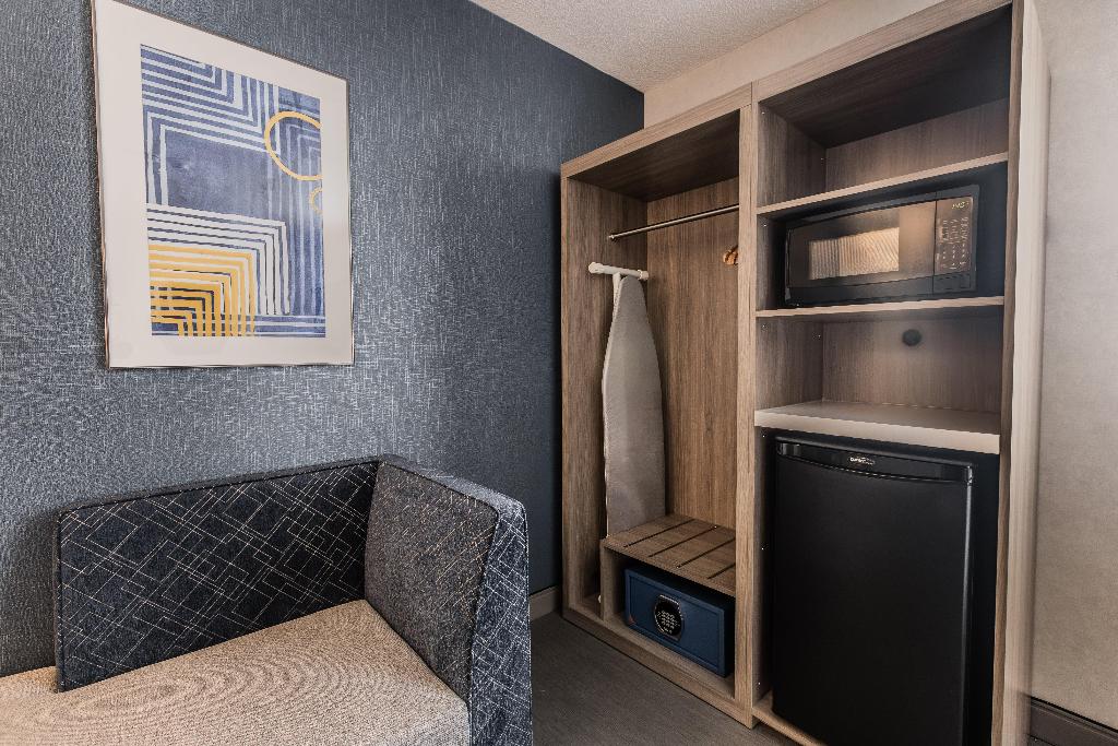 Holiday Inn Express Toronto North York