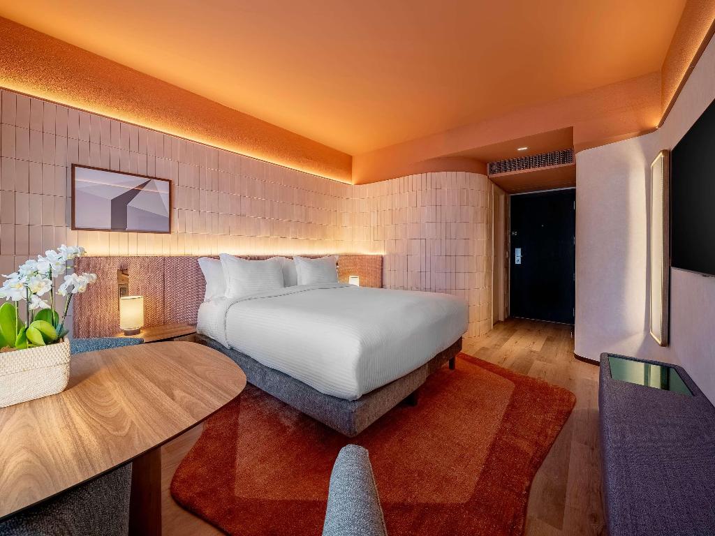 hotel-thumb