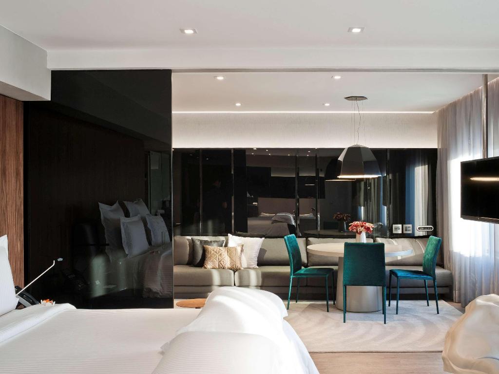 hotel-thumb