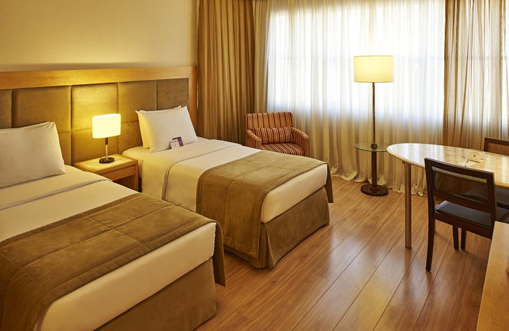 hotel-thumb