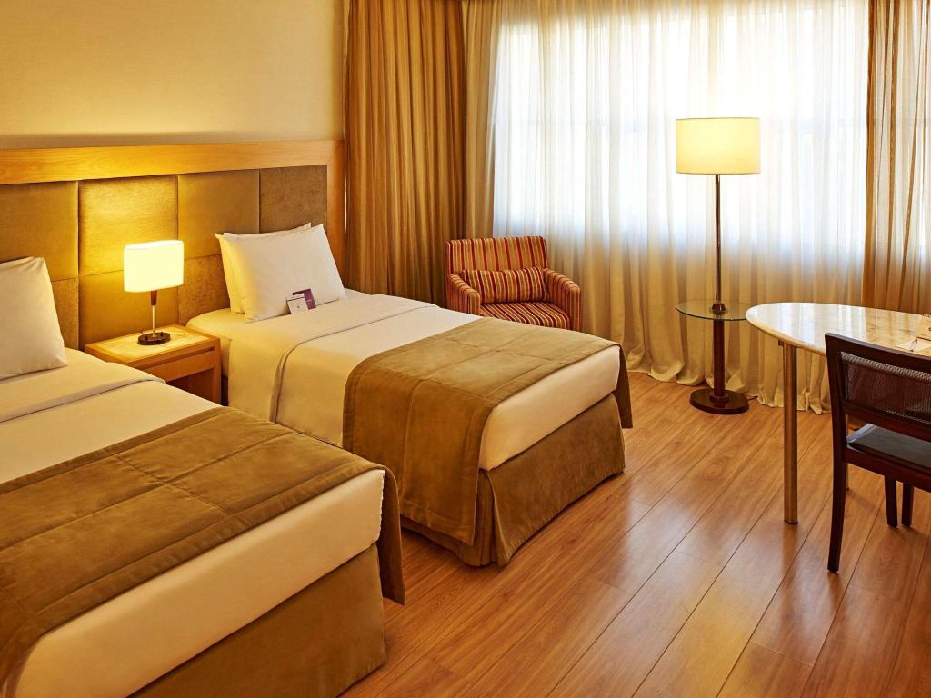hotel-thumb