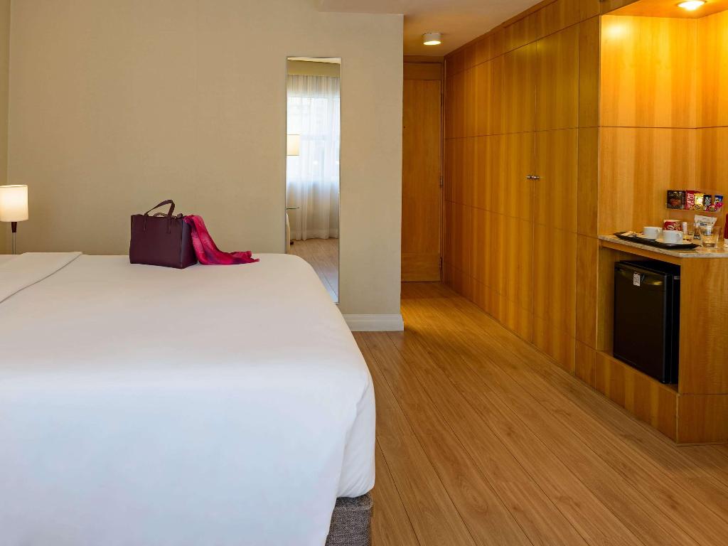 hotel-thumb