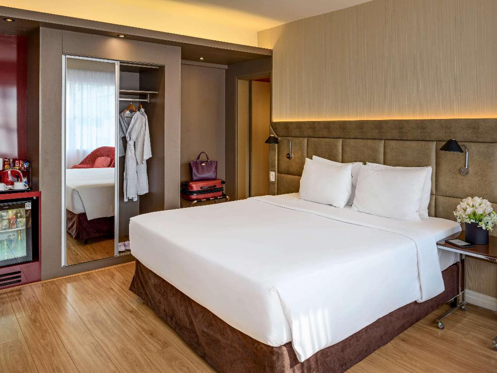 hotel-thumb