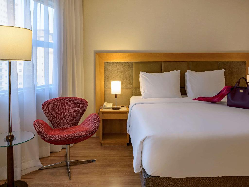 hotel-thumb