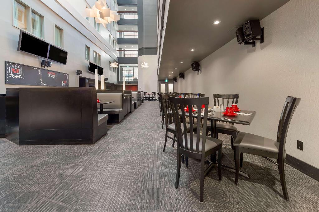 Best Western Plus City Centre/Centre-Ville photo 59