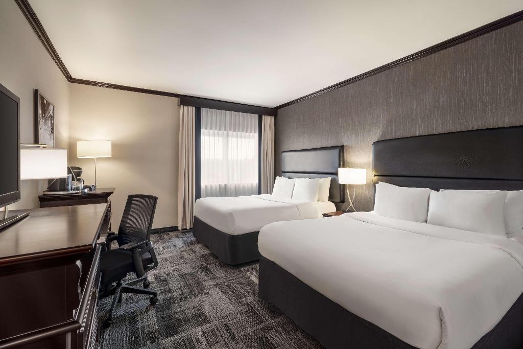 Best Western Plus City Centre/Centre-Ville photo 141
