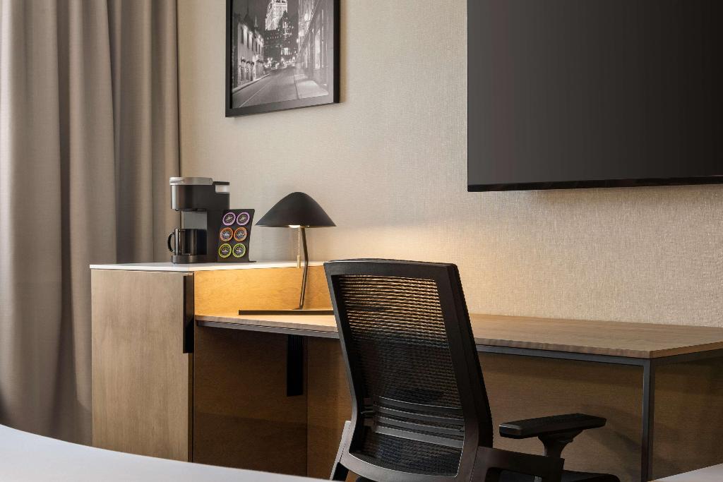 Best Western Plus City Centre/Centre-Ville photo 134