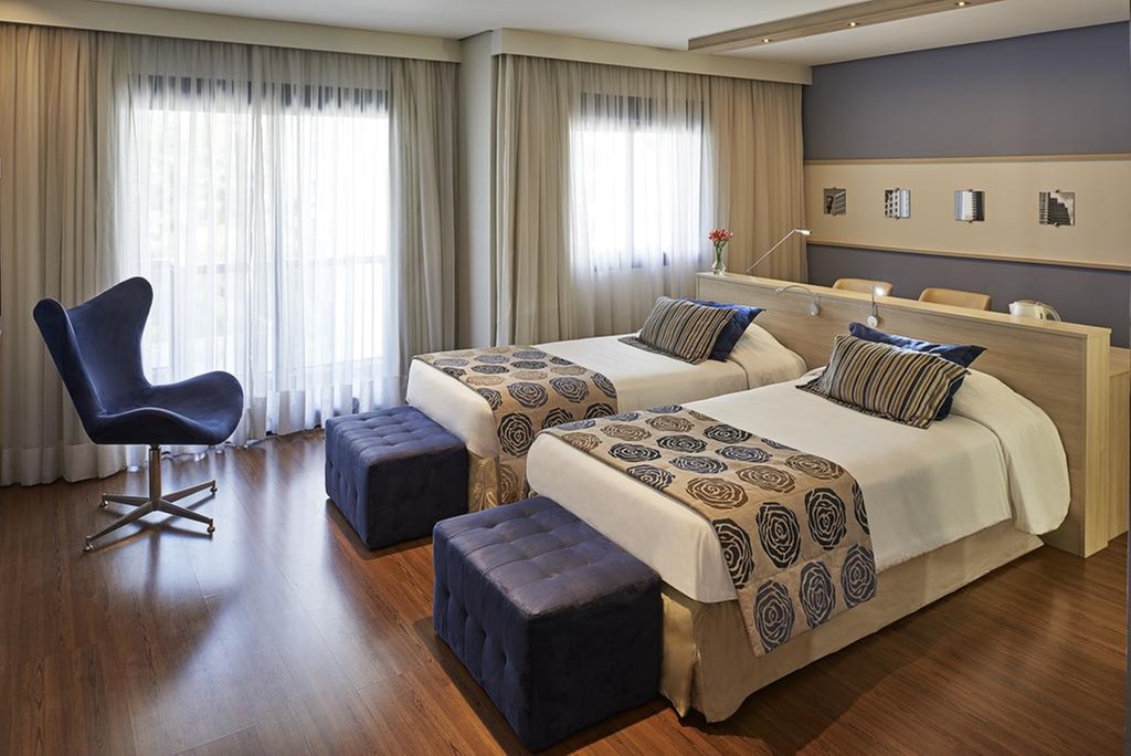 hotel-thumb
