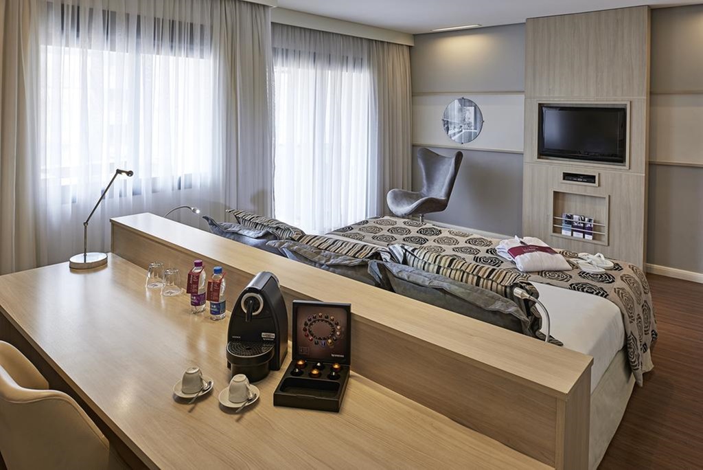 hotel-thumb