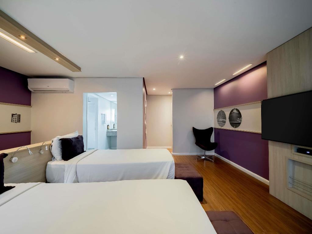 hotel-thumb