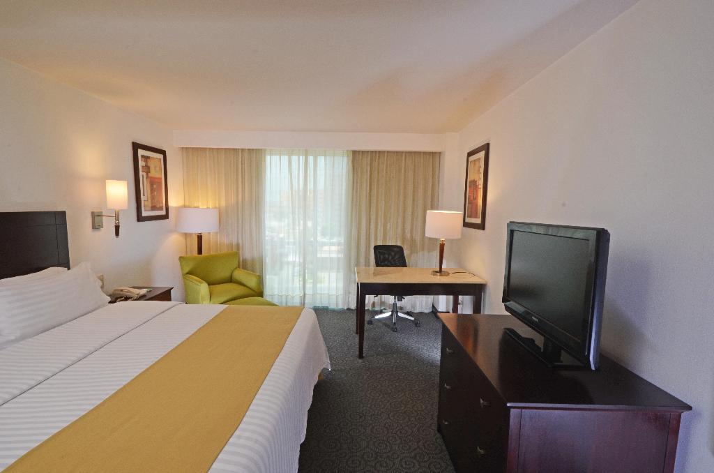 Holiday Inn Monterrey Valle photo 62