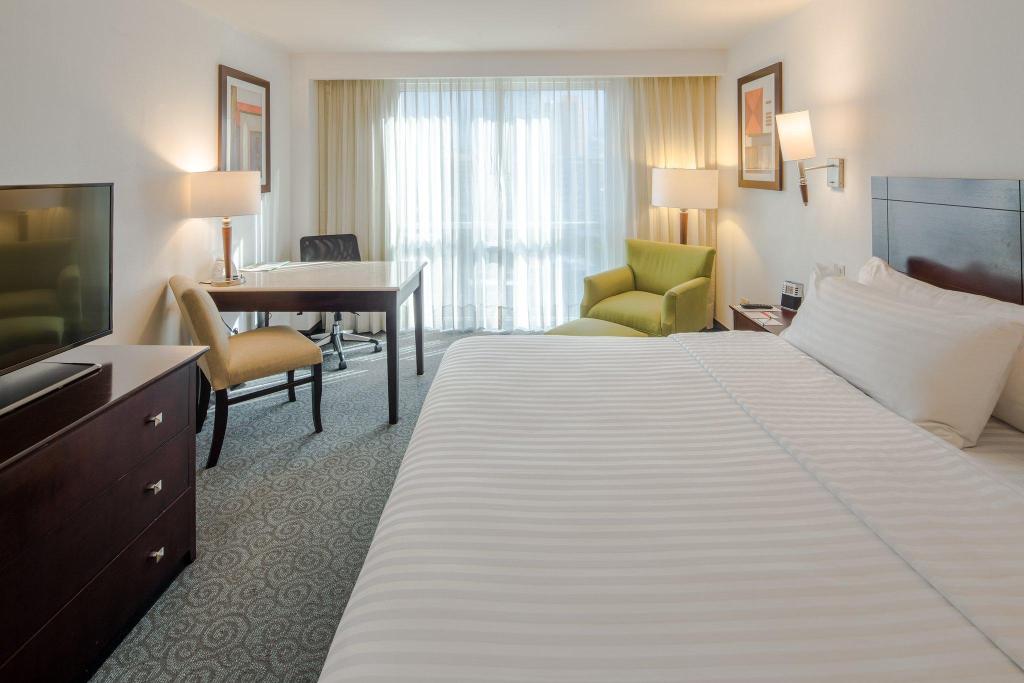 Holiday Inn Monterrey Valle photo 13