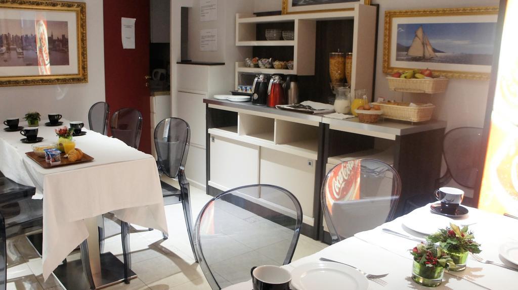 Hotel Bellevue Montmartre, Frankreich, Paris. Großes 2