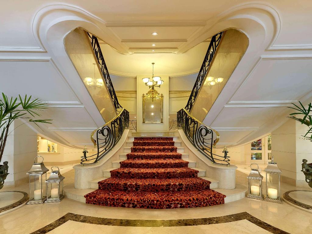 hotel-thumb