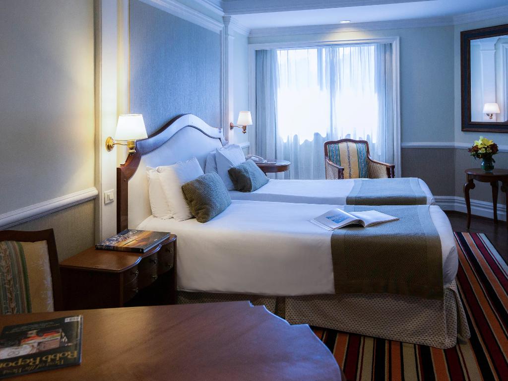hotel-thumb