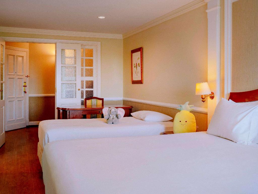 hotel-thumb
