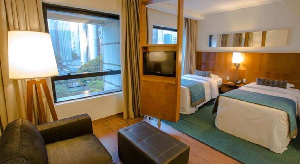 hotel-thumb