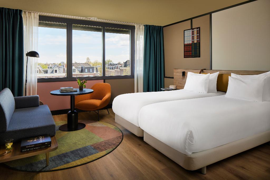 Hotel Avani Museum Quarter Amsterdam Hotel-previously NH, Niederlande, Amsterdam. Großes 2