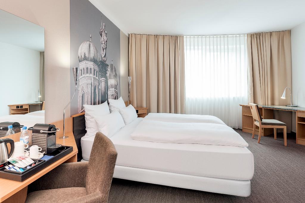 hotel-thumb