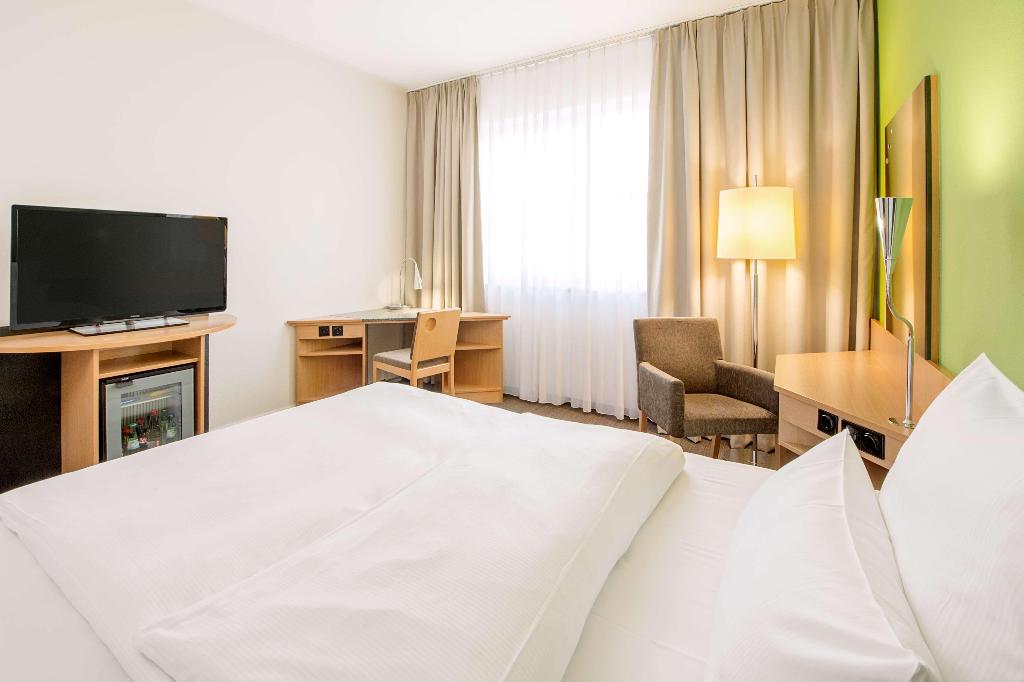 hotel-thumb