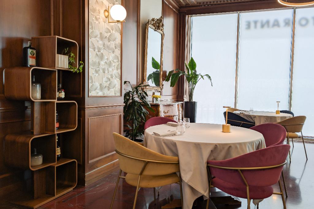 Hotel Dei Congressi, Italien, Rom. Großes 22