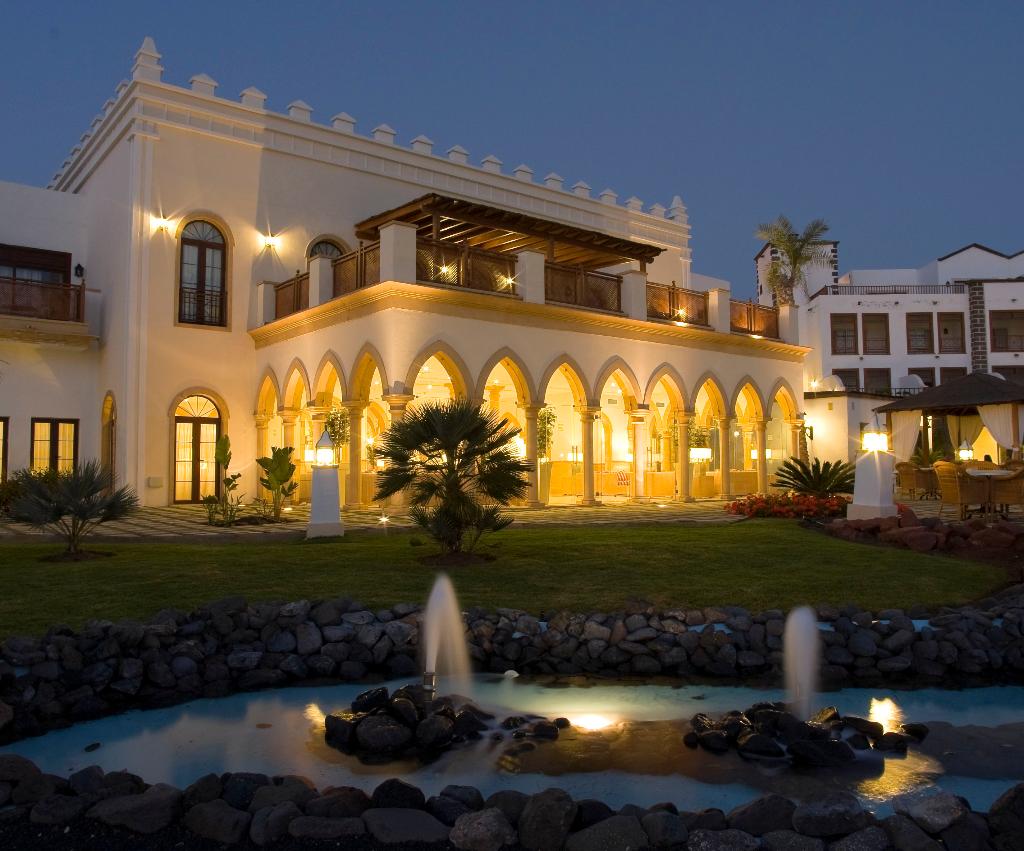 Hotel Gran Castillo Tagoro Family & Fun Playa Blanca, Spanien, Playa Blanca. Großes 1