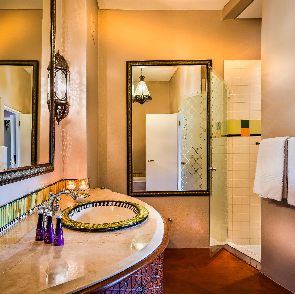 Avani Victoria Falls Resort