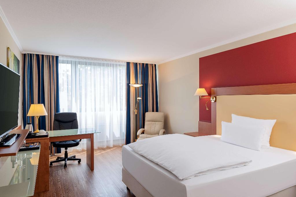 hotel-thumb