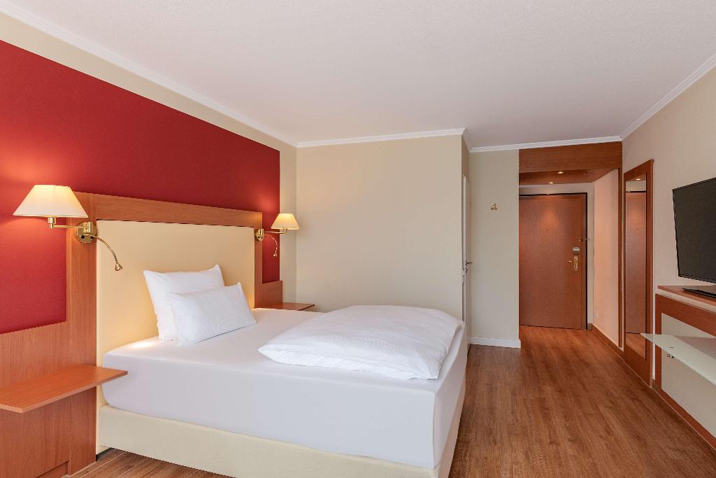 hotel-thumb