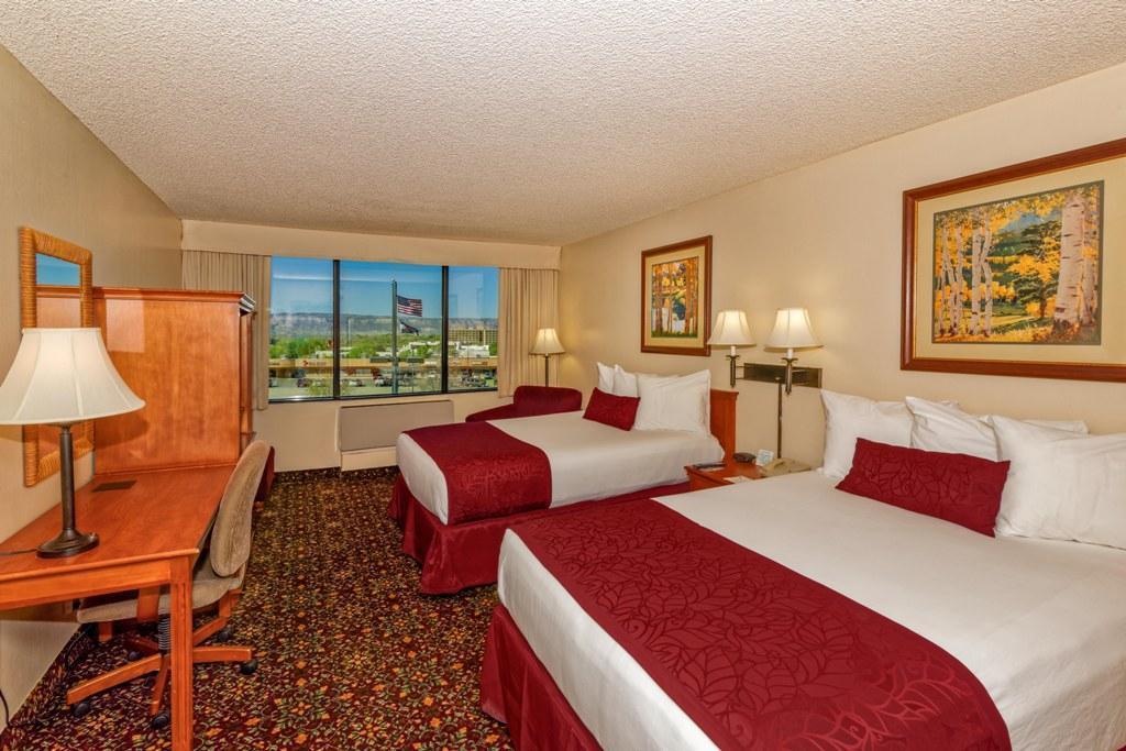 Grand Vista Hotel