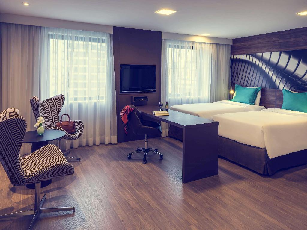 hotel-thumb