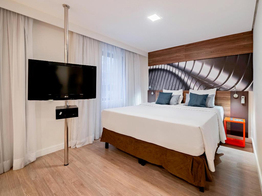 hotel-thumb