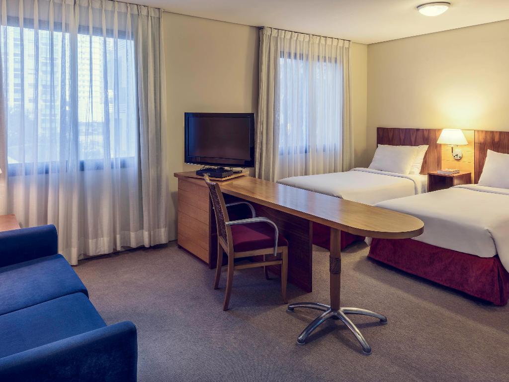 hotel-thumb