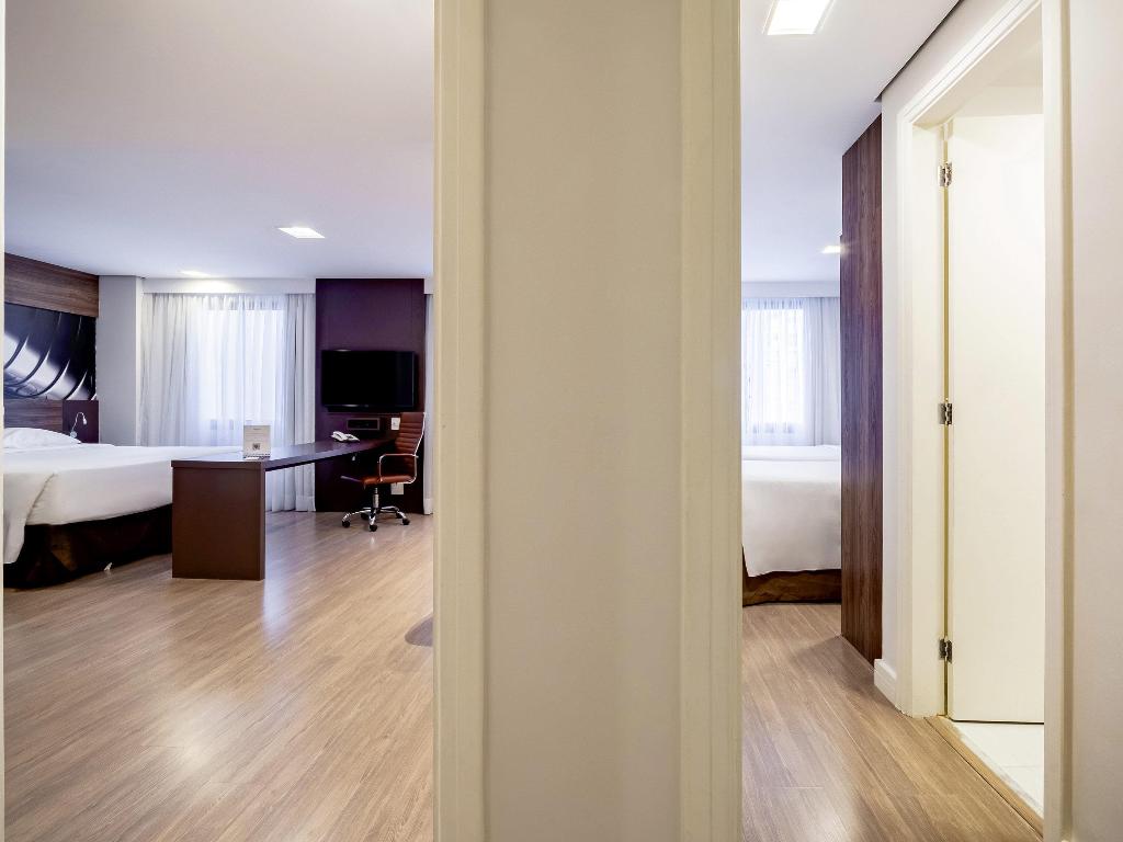hotel-thumb