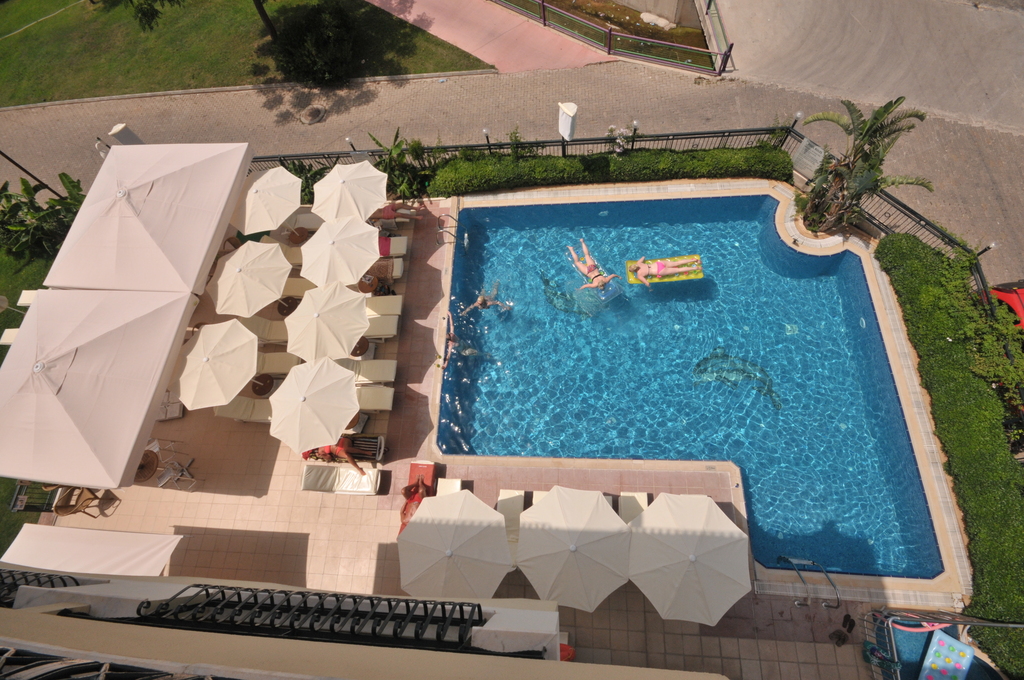 hotel-thumb