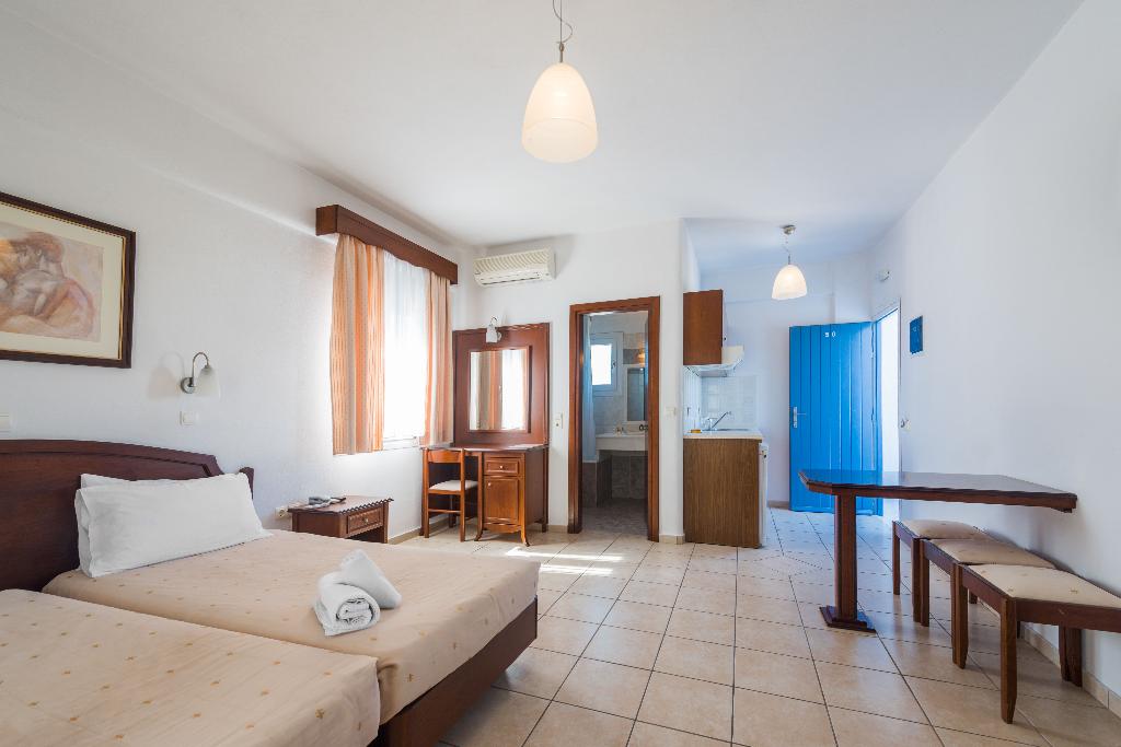 Giannoulaki Hotel