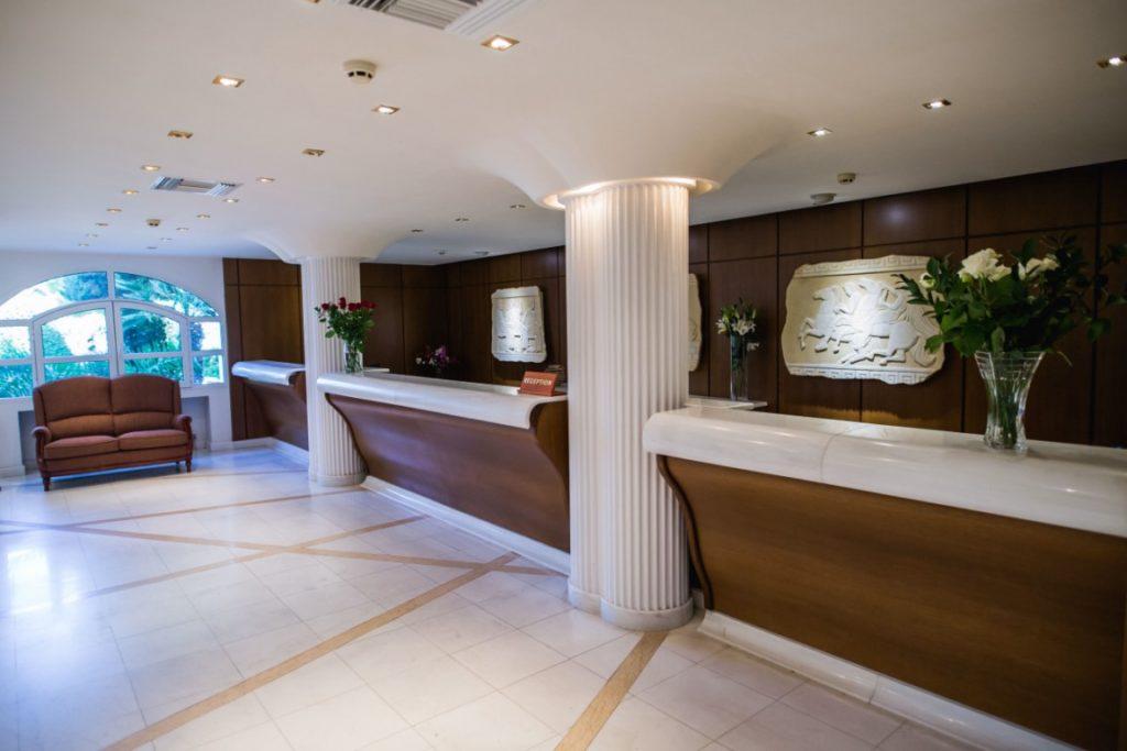 Crithonis Paradise Hotel