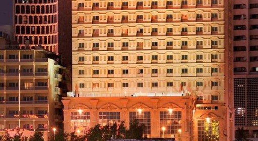 Hotel Carlton Tower, Vereinigte Arabische Emirate, Dubai. Großes 1