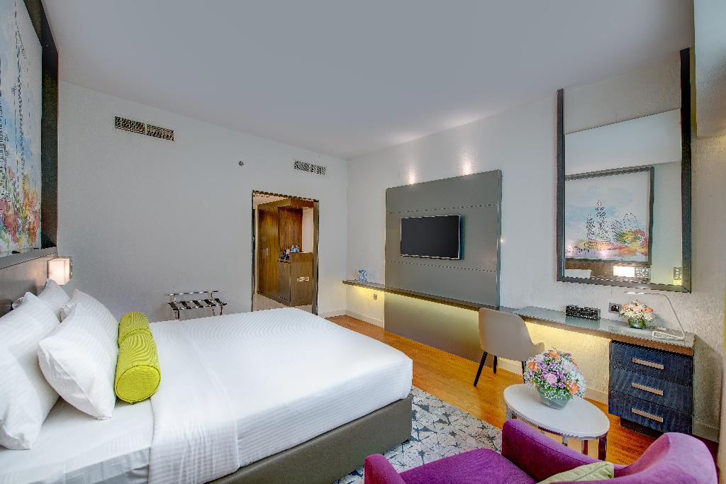 hotel-thumb