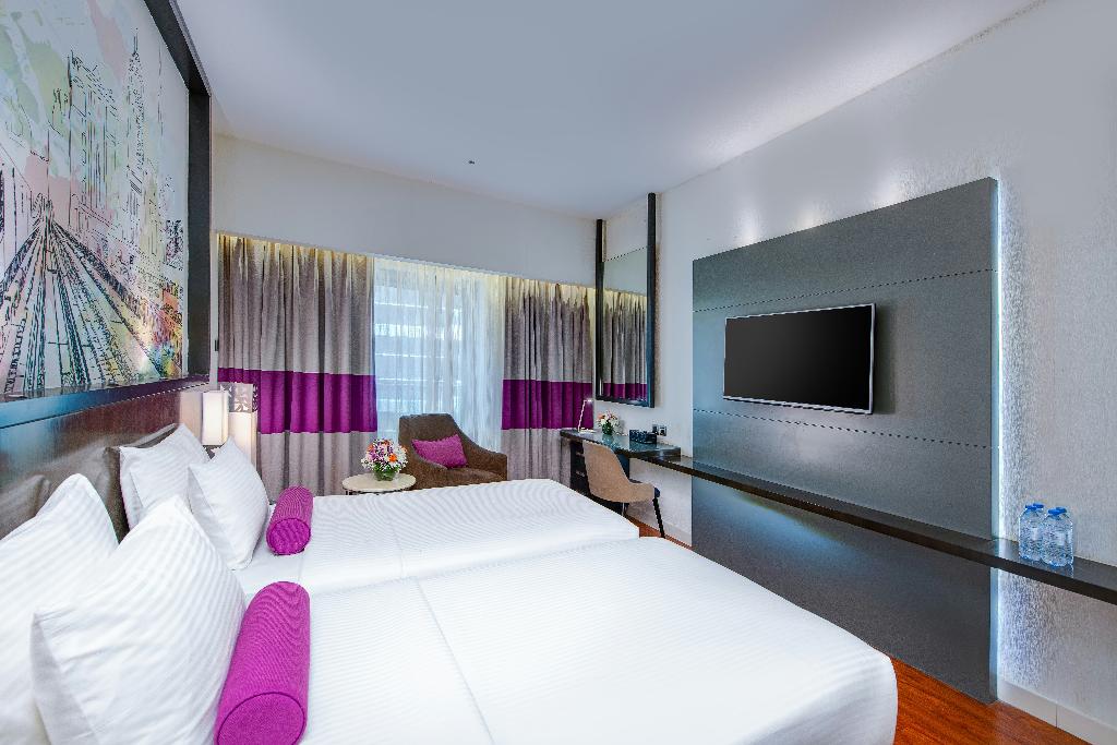hotel-thumb