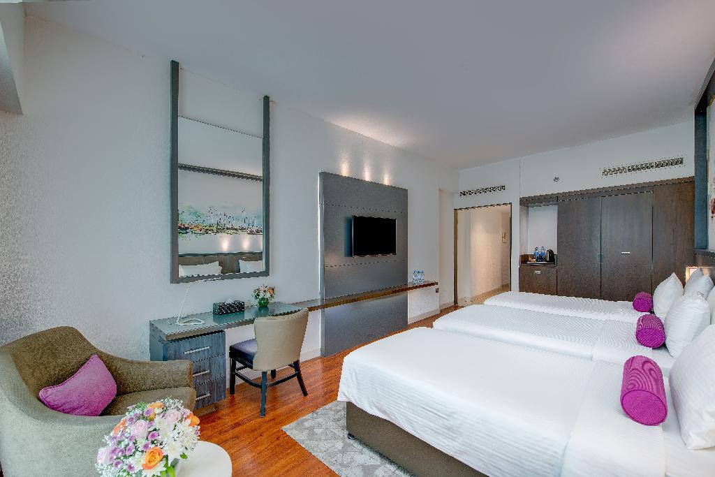 hotel-thumb