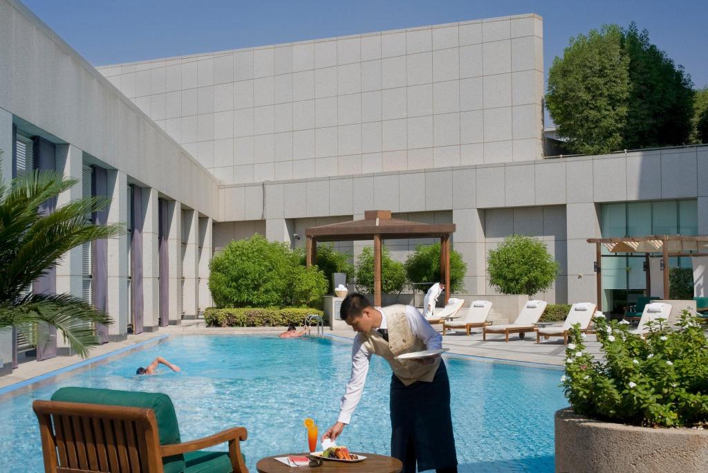 Four Seasons Riyadh At kingdom Centre