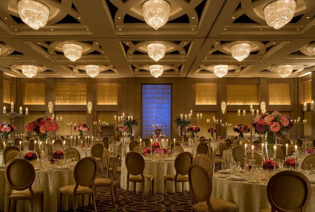 Four Seasons Riyadh At kingdom Centre