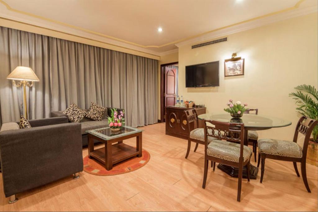 The Crown, Bhubaneswar - IHCL SeleQtions