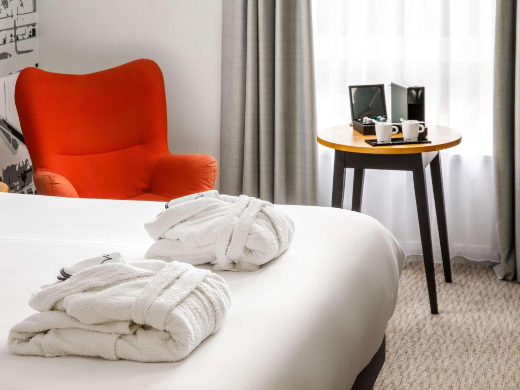 Mercure Cardiff North Hotel