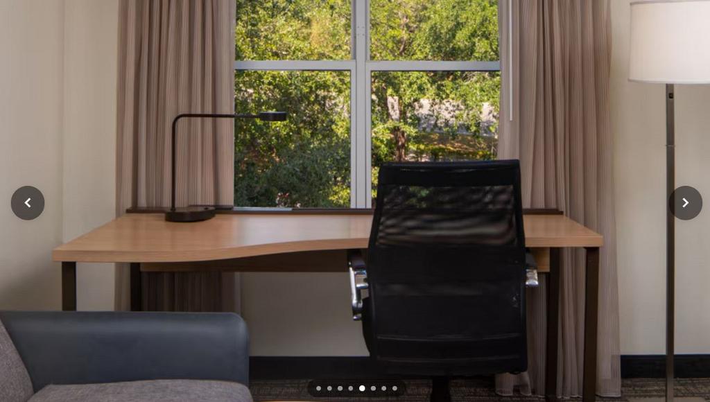 hotel-thumb