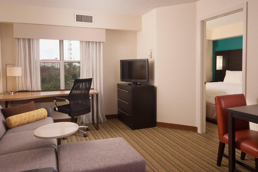 hotel-thumb